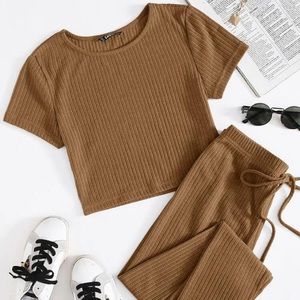 Top & knot waist leggings set